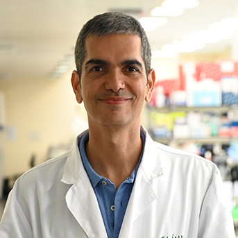 Dr. Julio Delgado